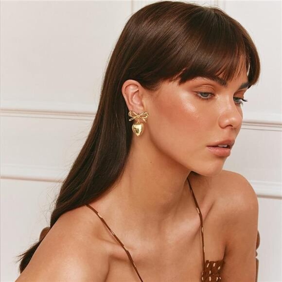 Gold Heart Earrings with Ribbon Studs – Cute & Hypoallergenic - Picture 2 of 4